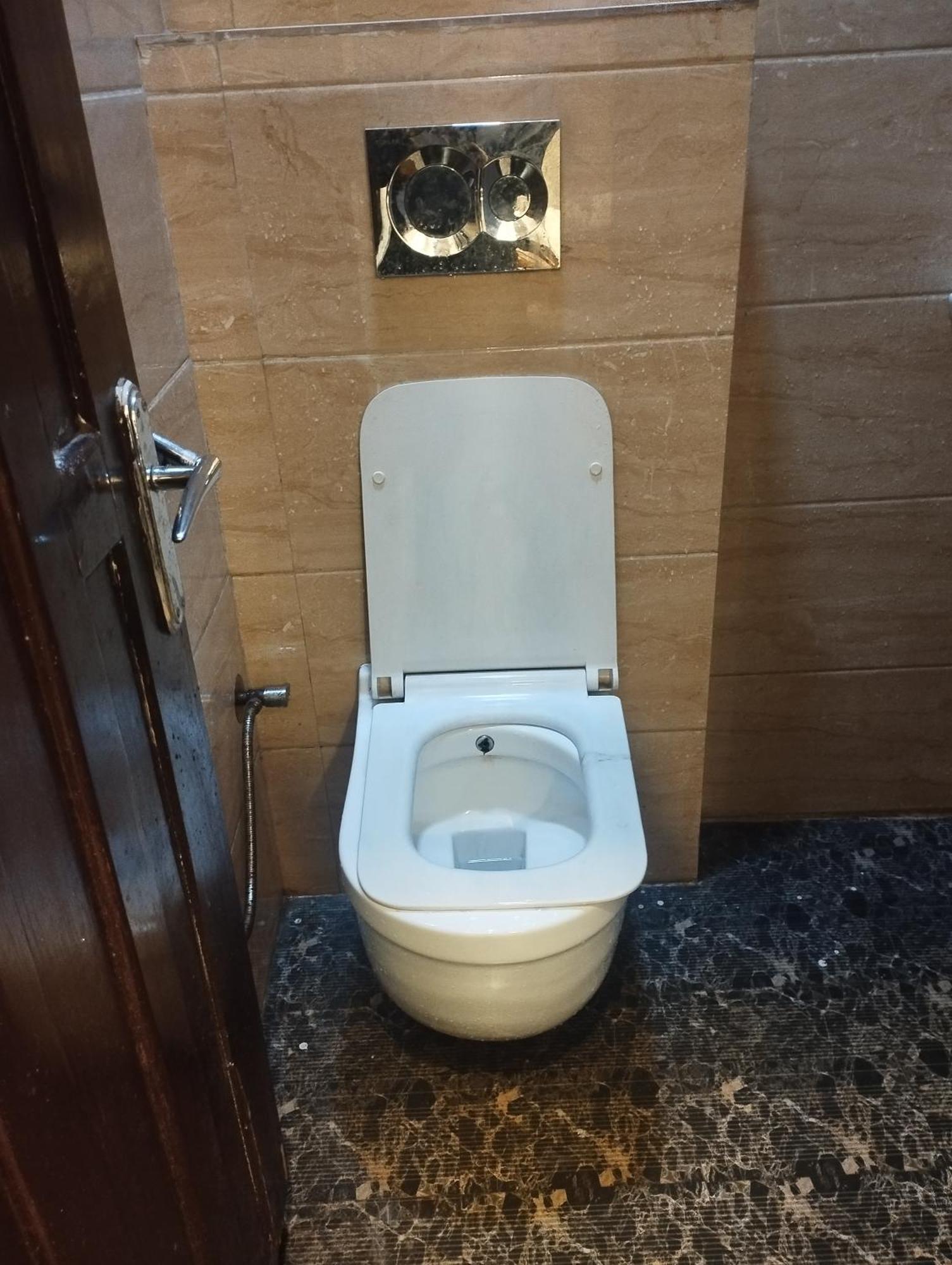 Rekha Hotel New Delhi